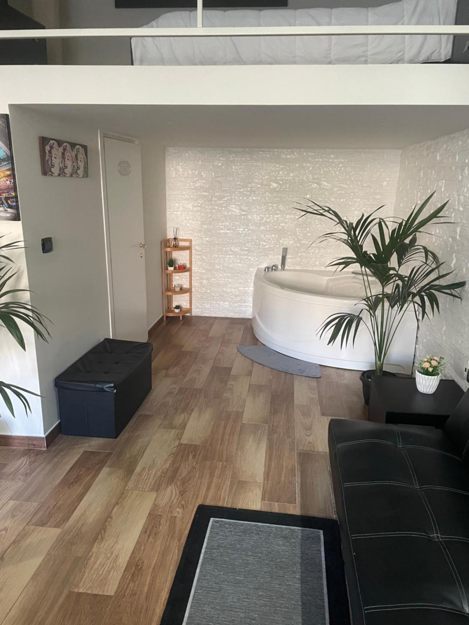 Maison Damas * Barletta